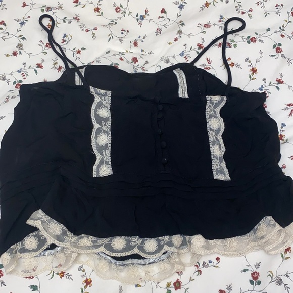 Zara coquette ruffle cami - Picture 2 of 3